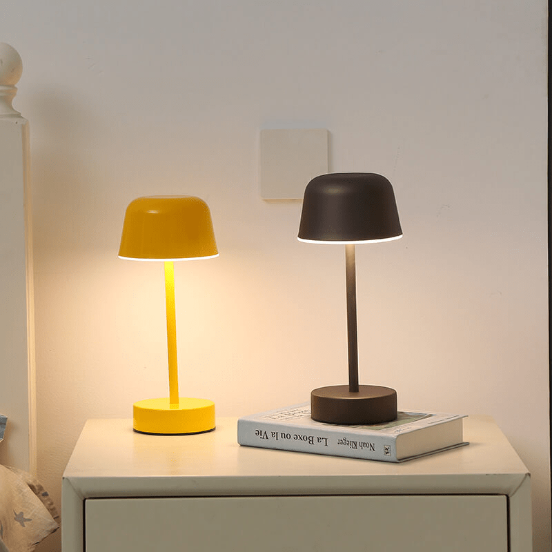 Kabellose Bauhaus Tischlampe Minimalistisch und Stilvoll