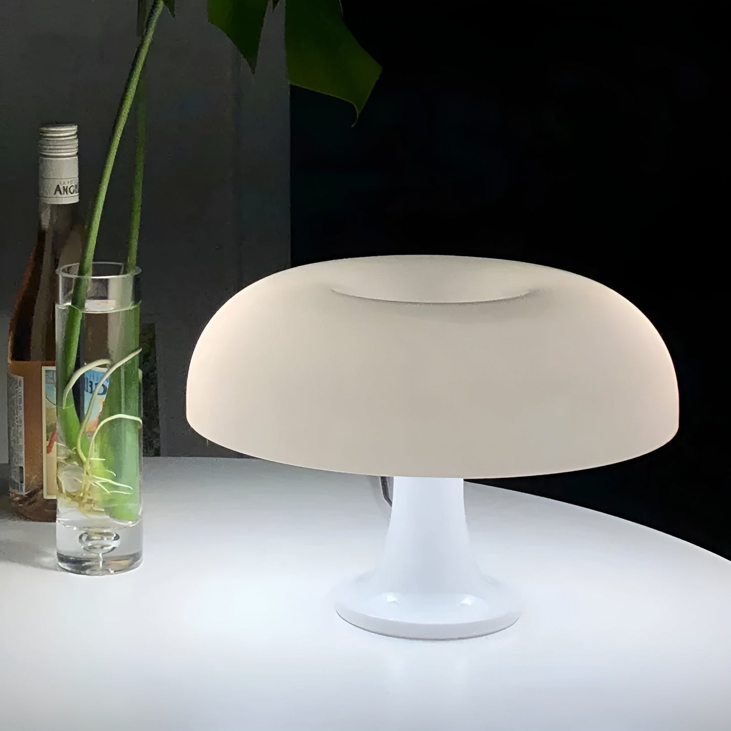 Minimalistische Kabellose LED Tischlampe mit Vintage Design