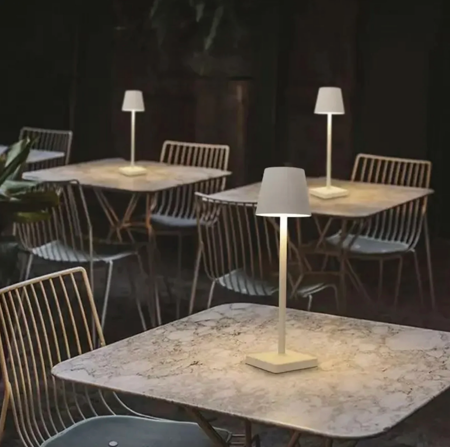 Kabellose Tischlampe mit modernem Design